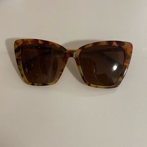 DIFF Eyewear “Becky II” Sunglasses